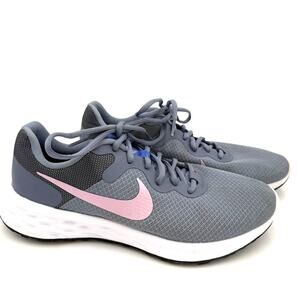 Nike Women's Revolution 6 Grey & Pink Sneakers Size 9